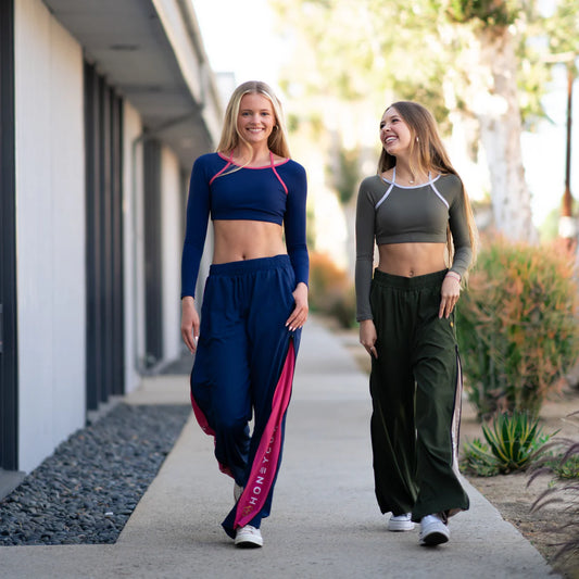 NYC Long Sleeve Crop Top - T5120