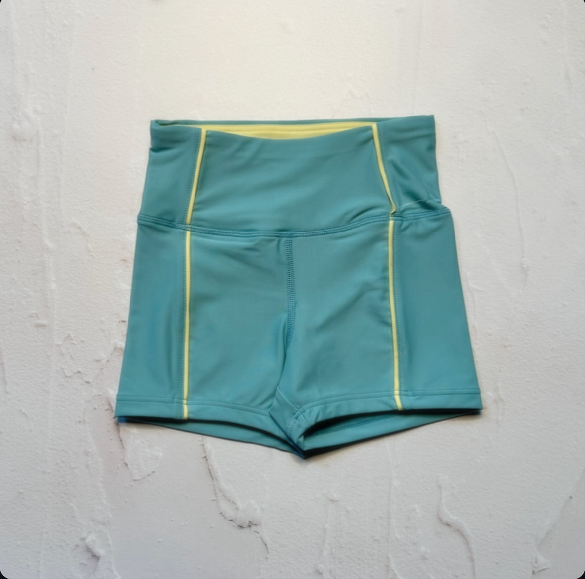 Rock Me Short - B3209