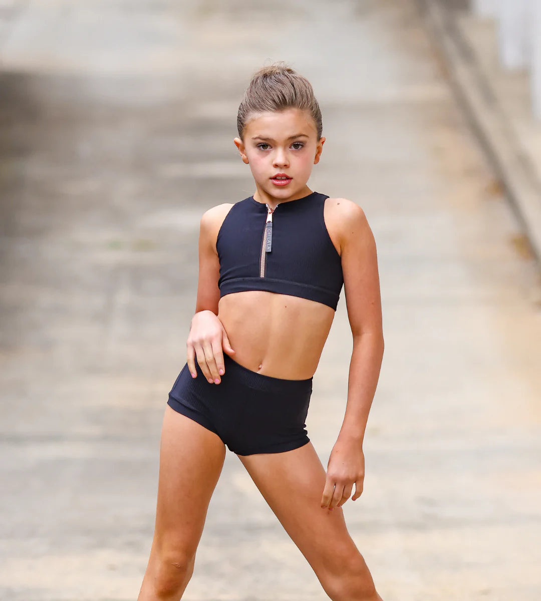Bravery Short - OLL327