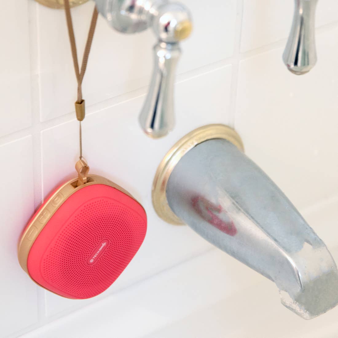 Tune Tag-Along Splash-proof Wireless Speaker