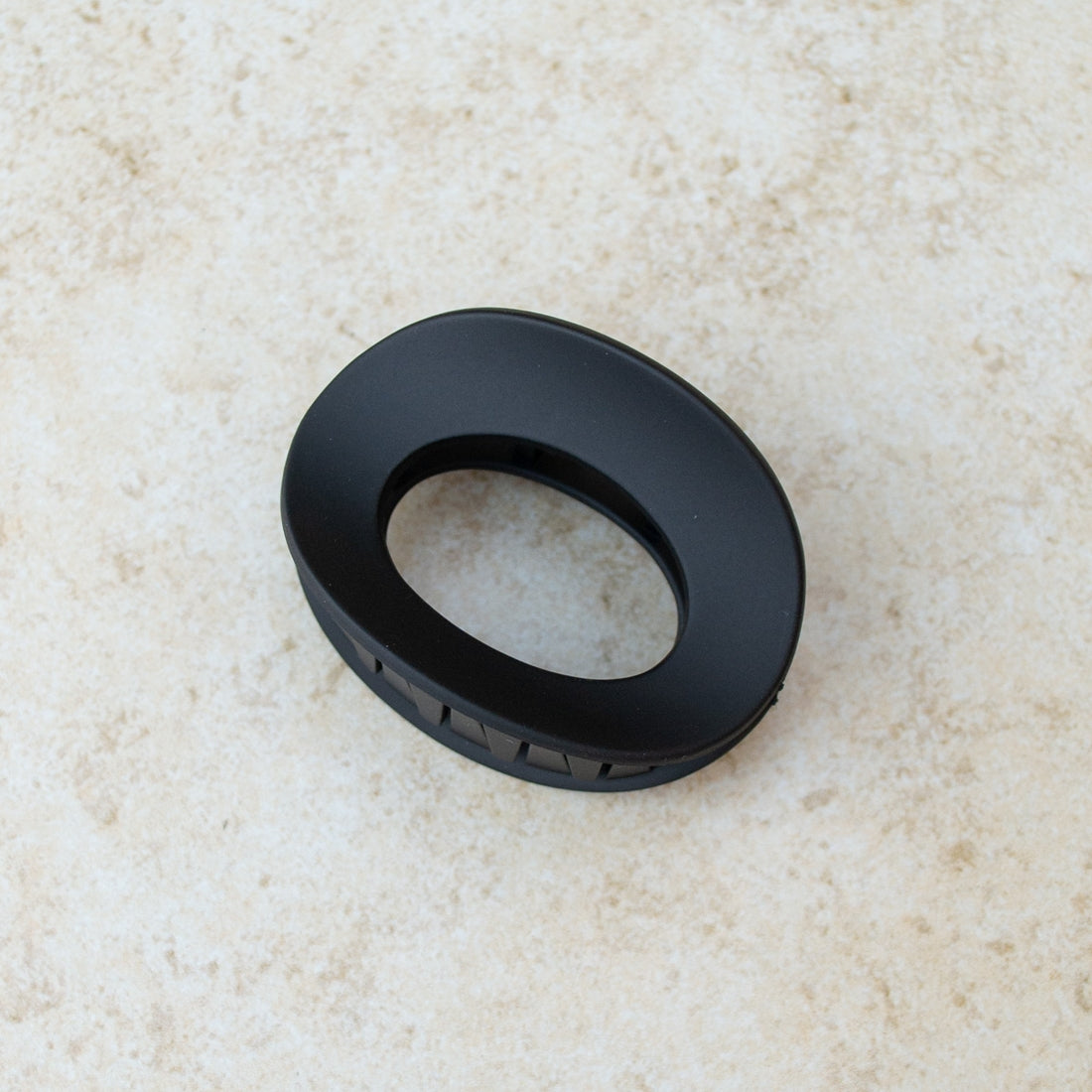Ellipse Claw Hair Clip