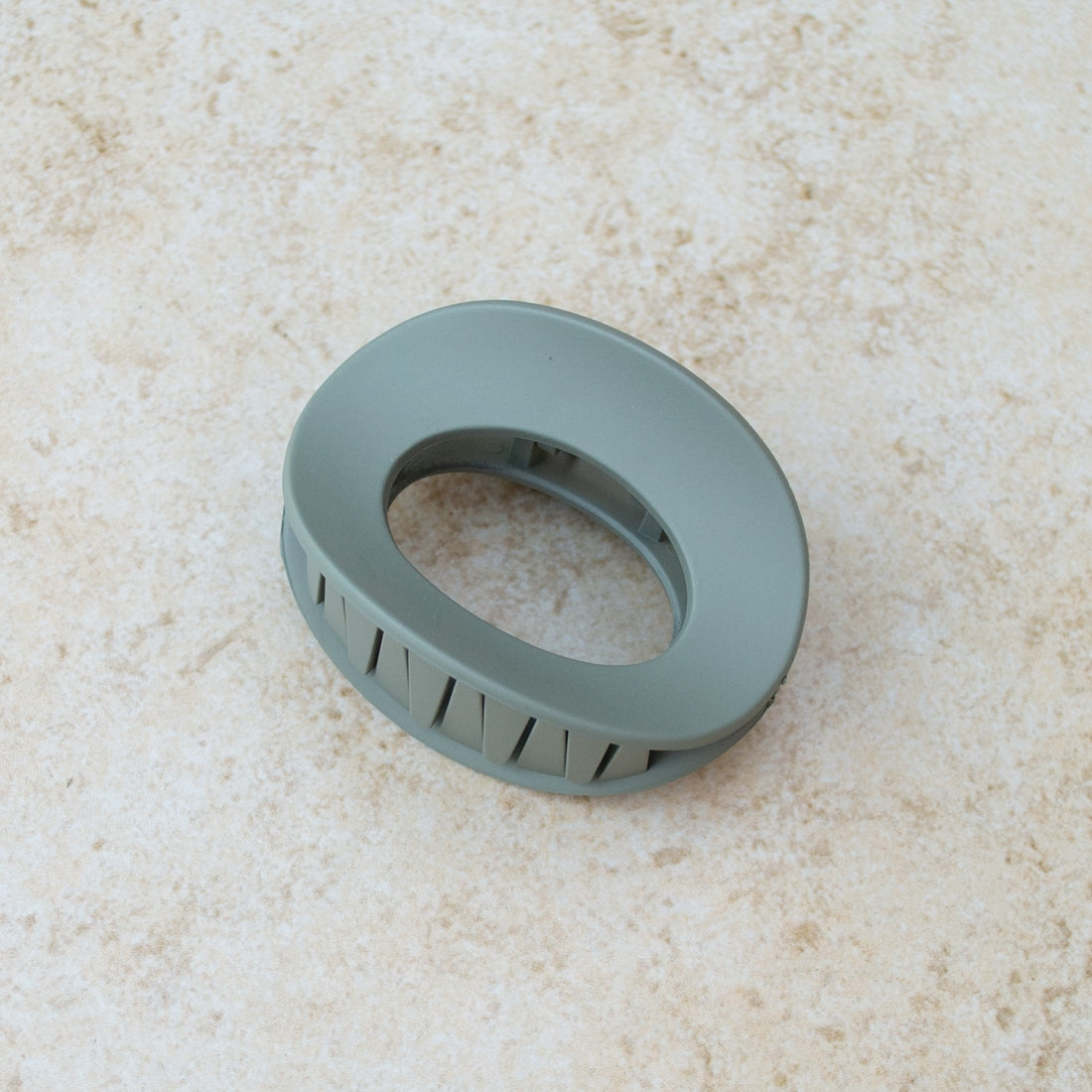 Ellipse Claw Hair Clip