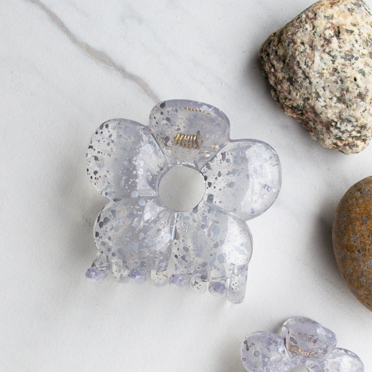 Big Fleur Hair Confetti Clips