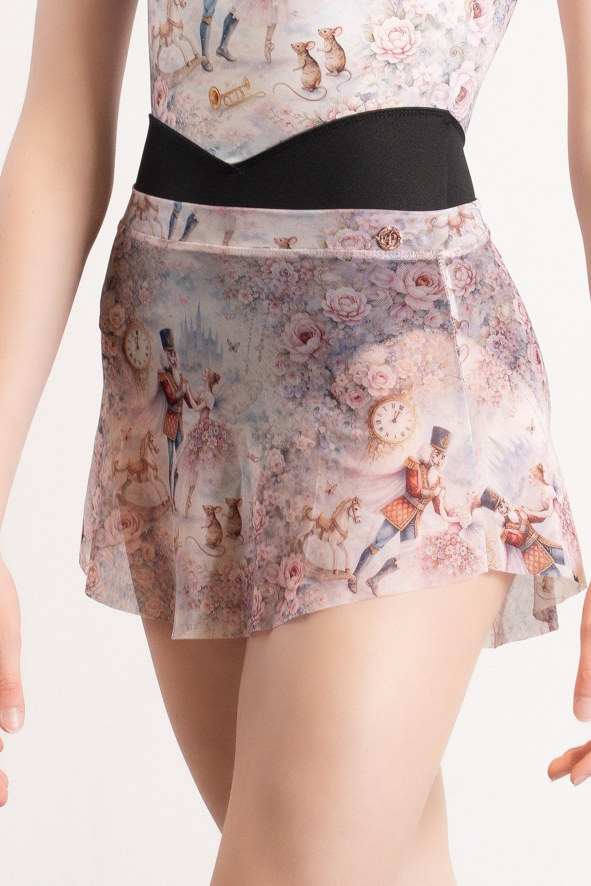 Nutcracker Print Mesh Skirt - 26