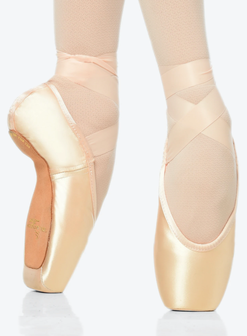 Europa Sculpted Fit Pointe Shoes