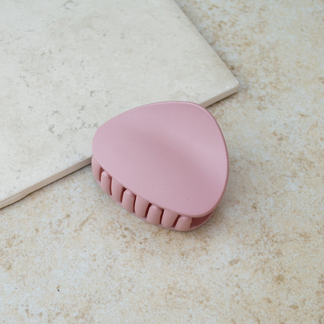 Treasure Claw Hair Clips - Assorted Colors